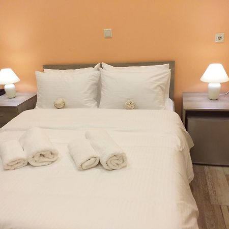 Cityzen Rooms Chios Exteriör bild