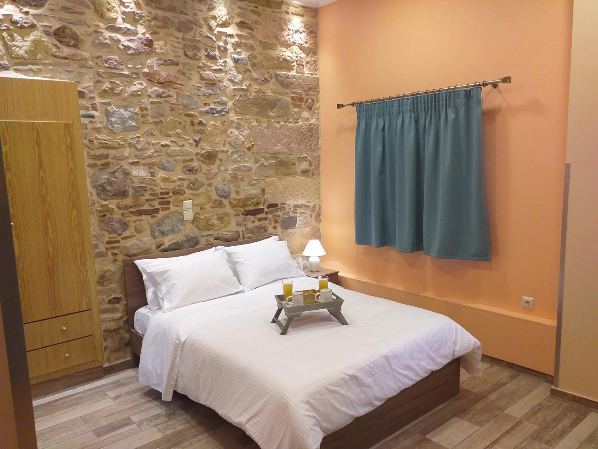 Cityzen Rooms Chios Exteriör bild